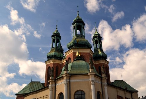 the cathedral  sky  clouds