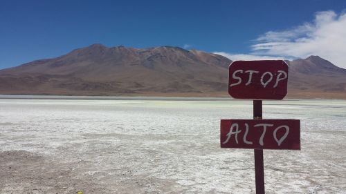 the desert of uyuni salt desert landscape-bolivian