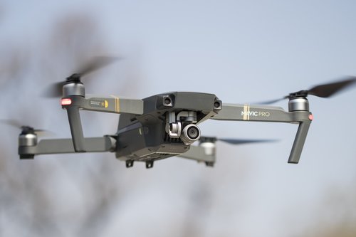 the drones  flight  quadrocopter