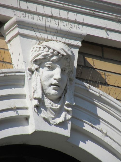 the façade building oradea