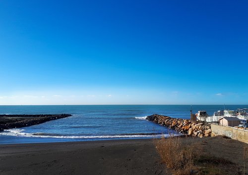 the first of may  easter monday  sea