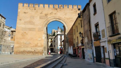 the gate of elvira granada gate