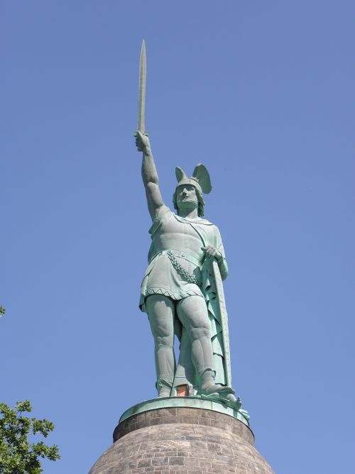 the hermannsdenkmal statue germany