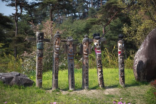 the korean totem pole  republic of korea  traditional