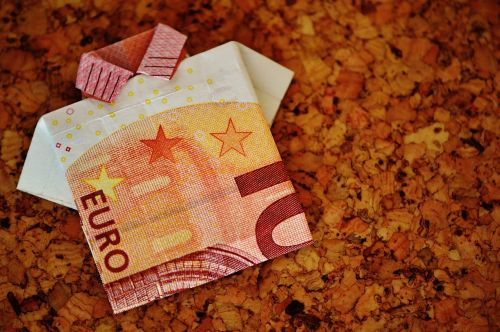 the last shirt dollar bill 10 euro