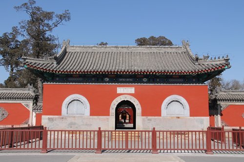 the old summer palace  daikaku-ji temple  stone gate