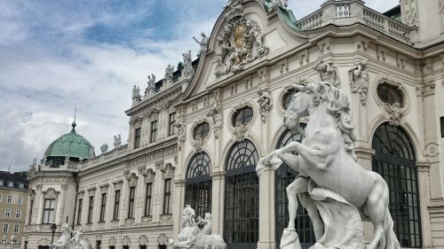 the palace vienna monument