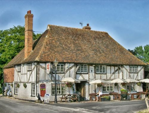 the red lion hernhill england