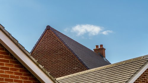 the roof of the  brick  house