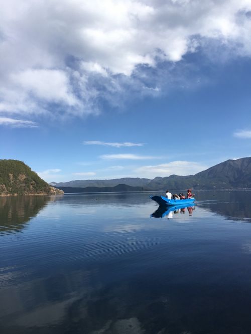 the scenery lugu lake lake