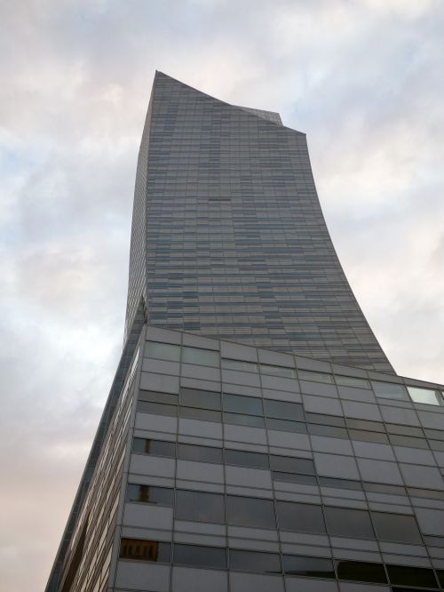 the skyscraper building glass