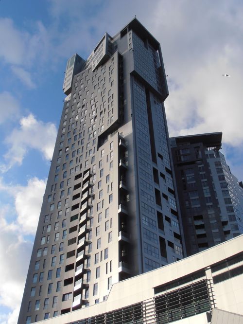 the skyscraper housing gdynia