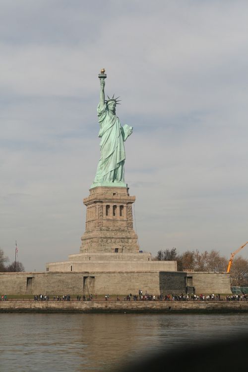 the statue of liberty new york united states