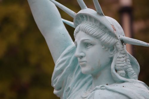 the statue of liberty facial sculpture