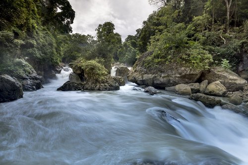 the waterfall  top college  vietnam