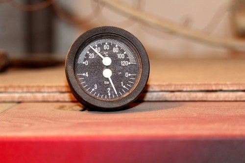 thermometer  cellar  interior