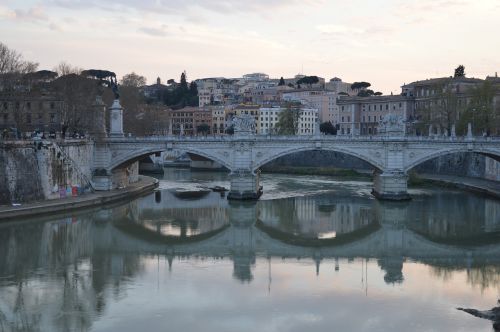 tiber rome bridge