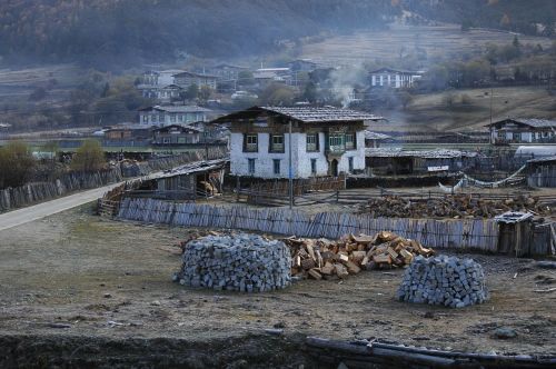 tibet houses village