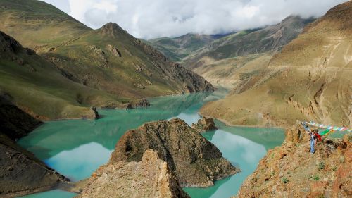 tibet landscape bergsee