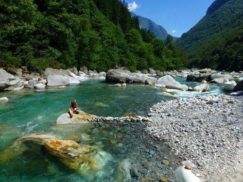 ticino verzasca green water