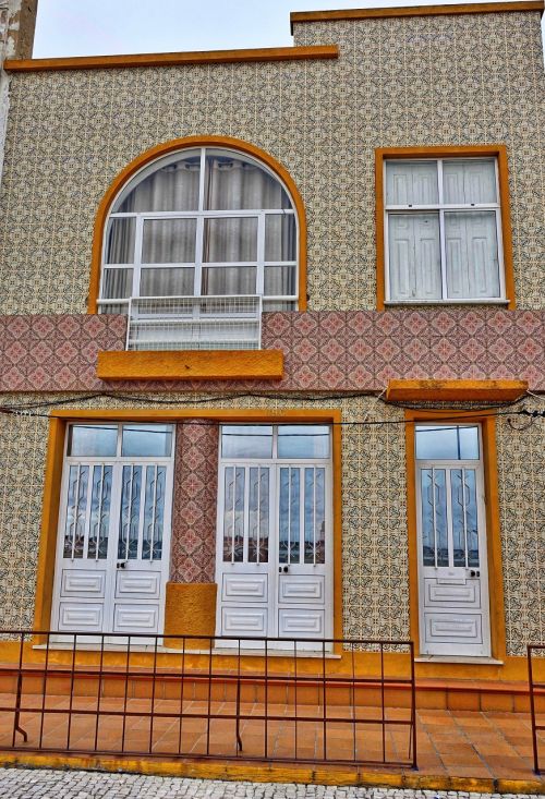 tiles facade residence