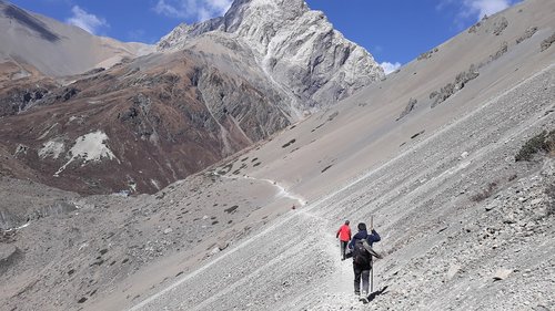 tilicho trekking  manang  nepal