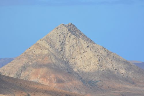 tindaya mountain fuerteventura