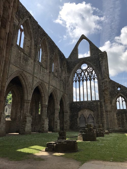 tintern abbey  wales  ruins