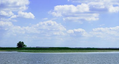 tisza lake landscape