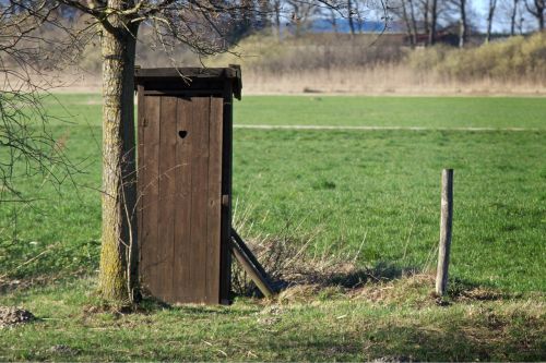 toilet nature meadow