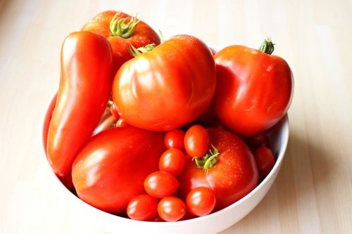 tomato summer red