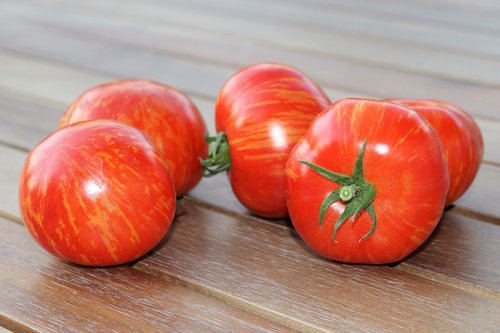 tomatoes  wooden table  tomato