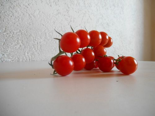 tomatoes cherry tomatoes mini tomatoes
