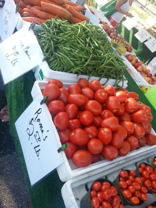 tomatoes green market fresh