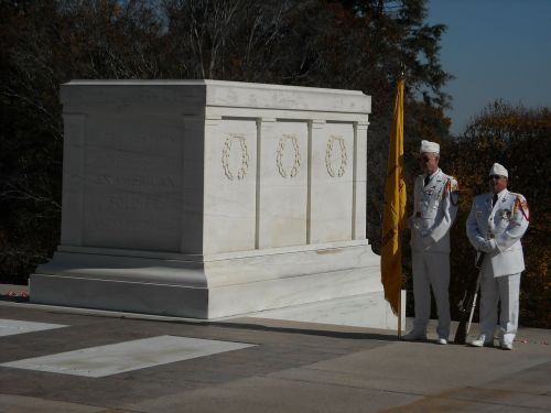 tomb guard unknown soldier