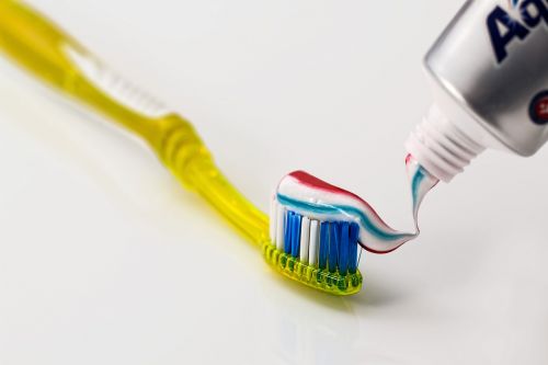 toothbrush toothpaste dental care
