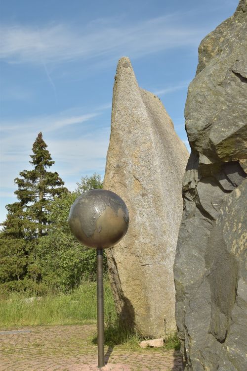 torfhaus globe stone