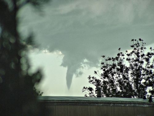 tornado funnel cloud dark sky