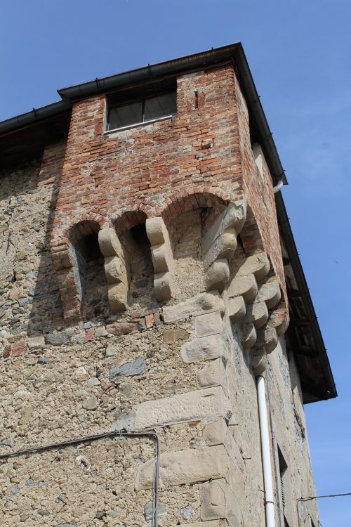 torre castle middle ages