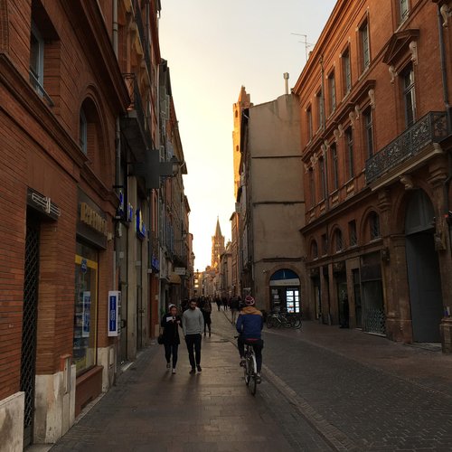 toulouse  street  sunset