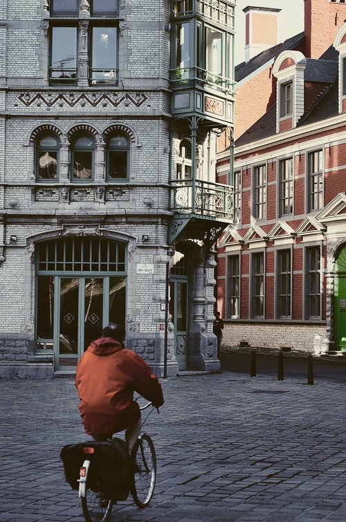tourism  ghent  old