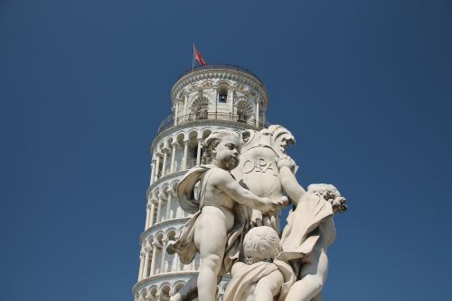 tower pisa statue