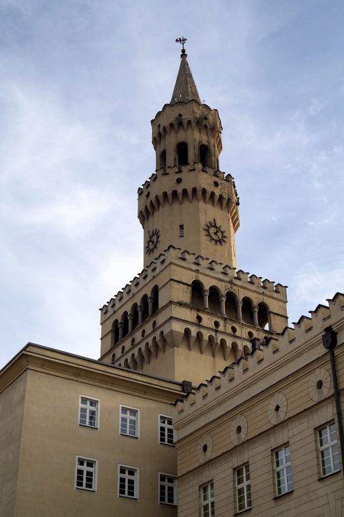 tower the town hall opole