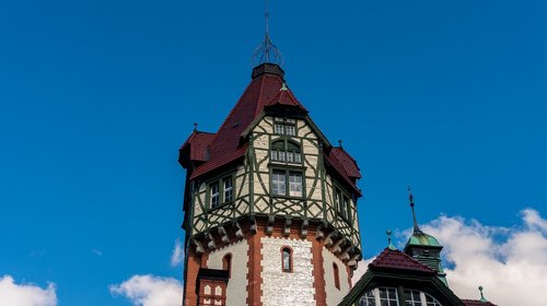 tower  old  truss