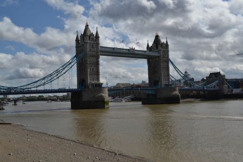 tower bridge river thames london