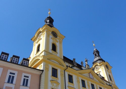 town hall  czechia  architecture