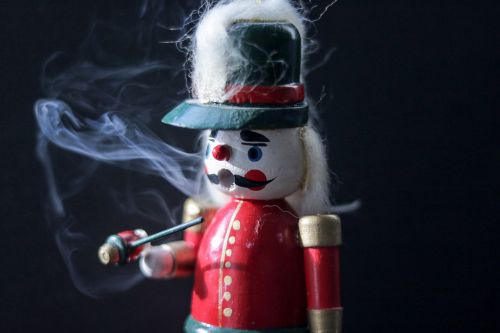toy smoker smoke