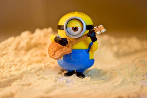 toy minion guitar