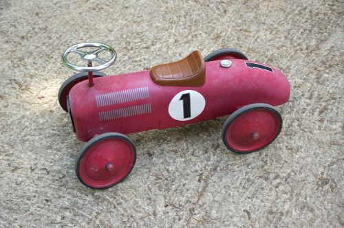 toy car red