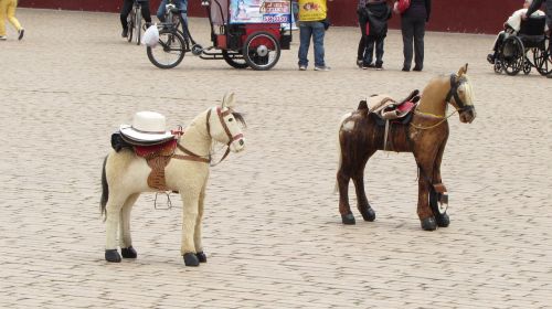 toys horses of